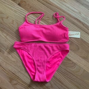 Bikini set. Cabana del sol. NWT.